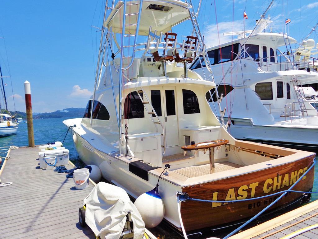 Fish Hook Marina Hotel Golfito Kültér fotó