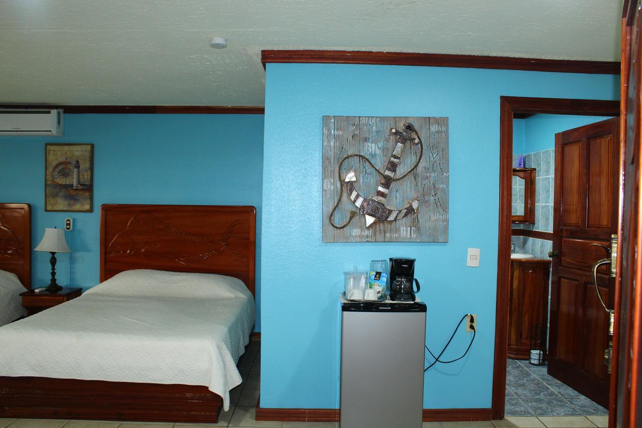 Fish Hook Marina Hotel Golfito Kültér fotó